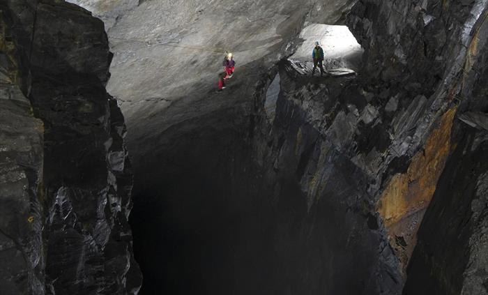 Go Below Underground Adventures Hero Xtreme